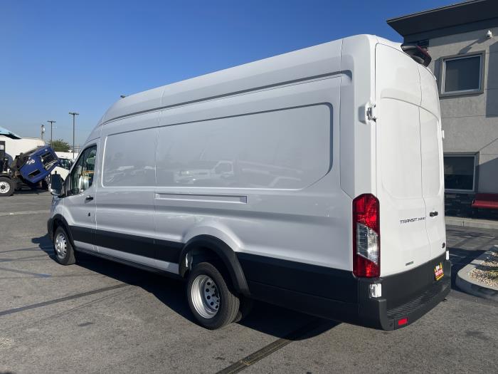 2026 Ford Transit 350 HD-2