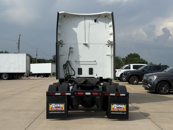 2021 Peterbilt 579-4