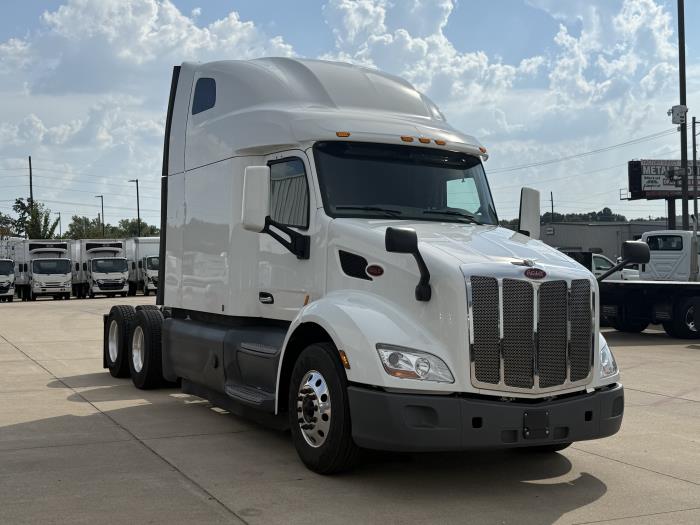 2021 Peterbilt 579-7