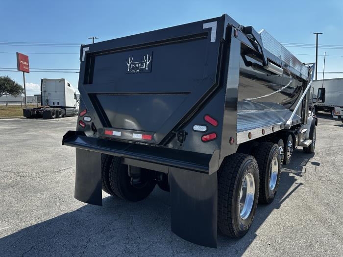 2026 Peterbilt 548-8