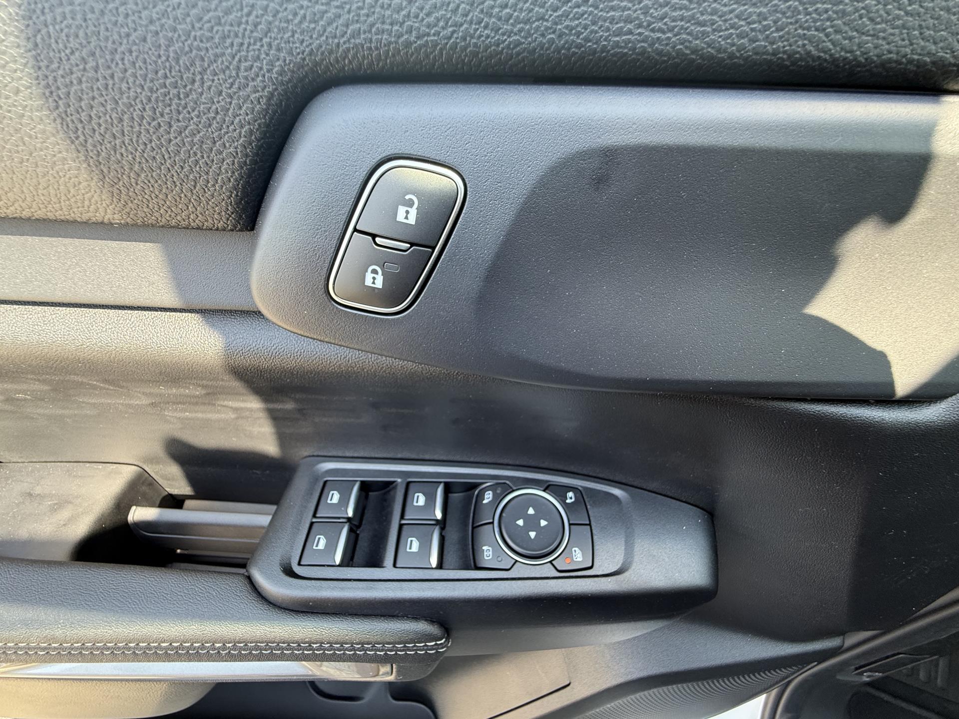 New 2025 Ford Ranger - photo 17