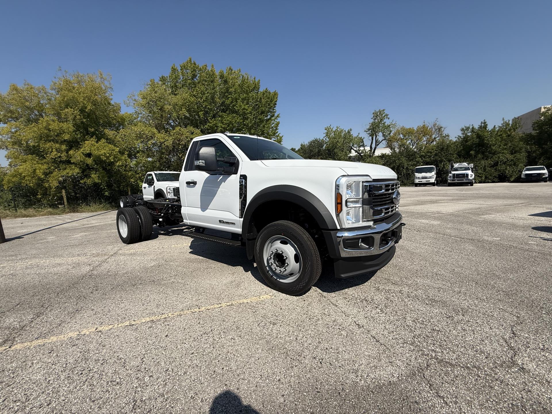 2026 Ford F-450 Regular Cab DRW 4x2 Cab Chassis for sale #1944668 - photo 1
