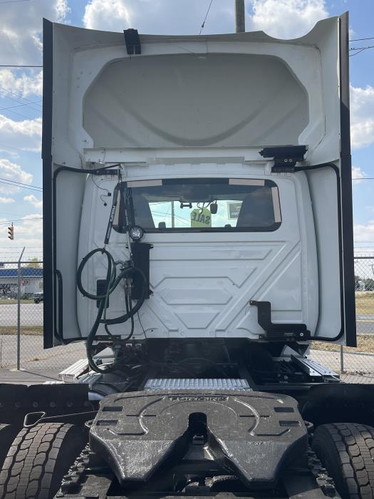 2020 International LT625-8