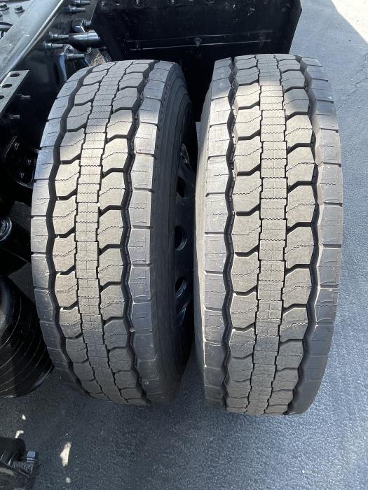 2020 International LT625-12