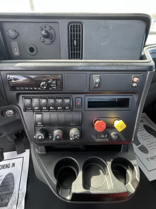 2020 International LT625-22