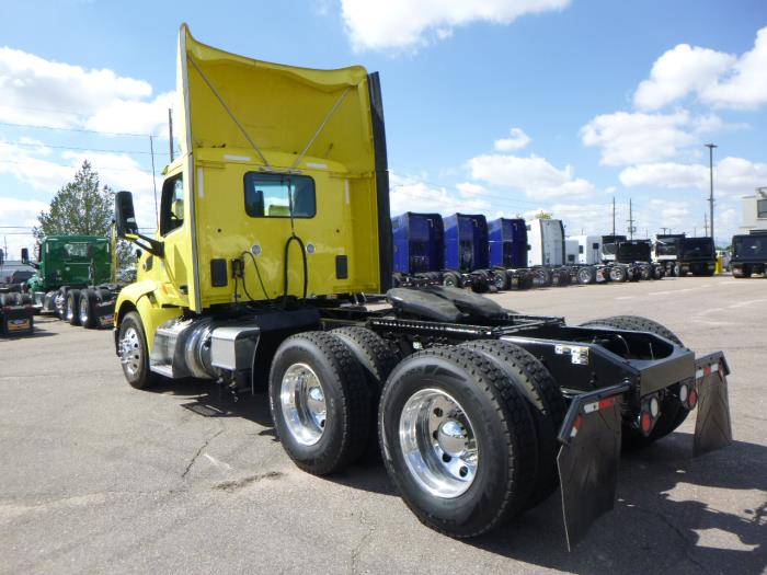 2021 Peterbilt 579 photo 4