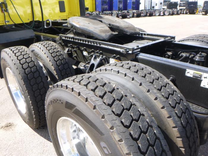 2021 Peterbilt 579-13