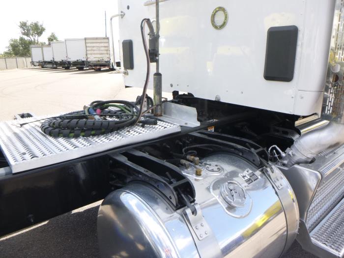 2020 Peterbilt 567-9