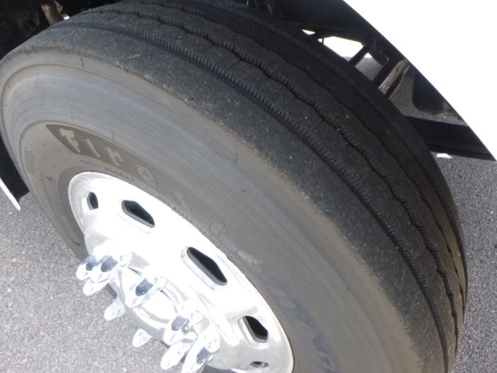 2020 Peterbilt 567-15