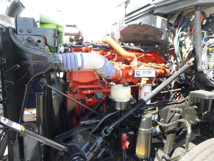 2020 Peterbilt 567-21