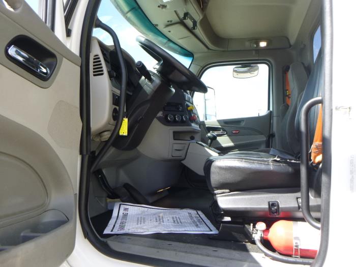 2020 Peterbilt 567-22