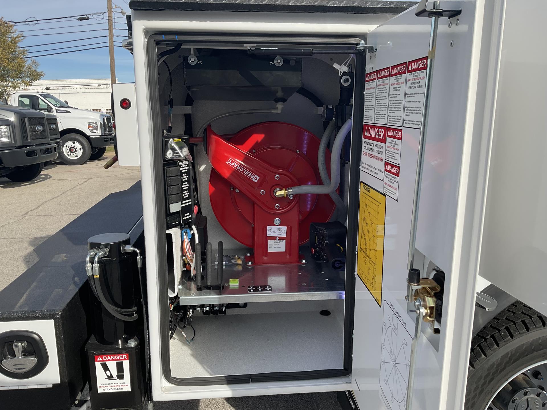 2026 Ford F-550 Super Cab DRW 4x4 Palfinger Mechanics Body for sale #1951673 - photo 10