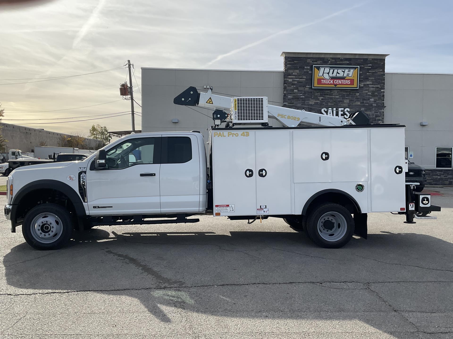 2026 Ford F-550 Super Cab DRW 4x4 Palfinger Mechanics Body for sale #1953947 - photo 16