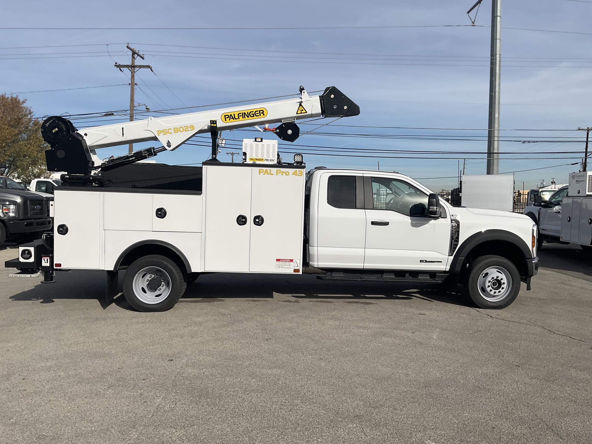 2026 Ford F-550 Super Cab DRW 4x4 Palfinger Mechanics Body for sale #1953947 - photo 6