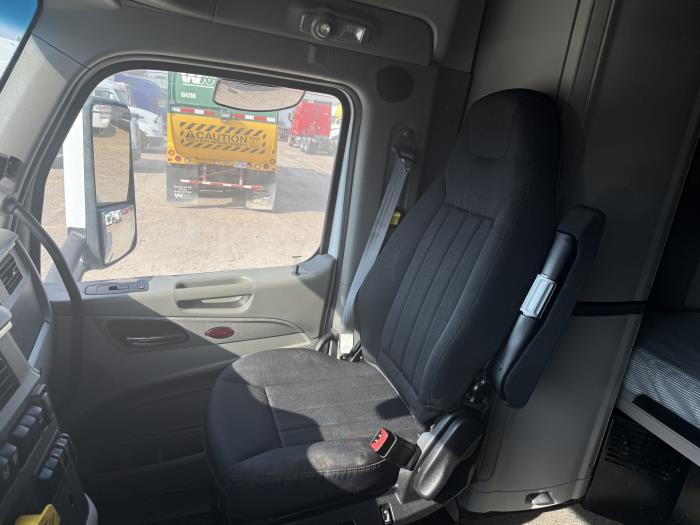 2022 Peterbilt 579-7