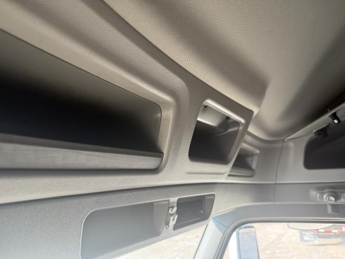 2022 Peterbilt 579-8