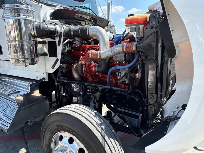 2023 Kenworth W900 photo 4