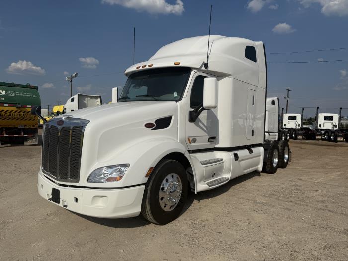 2022 Peterbilt 579-20