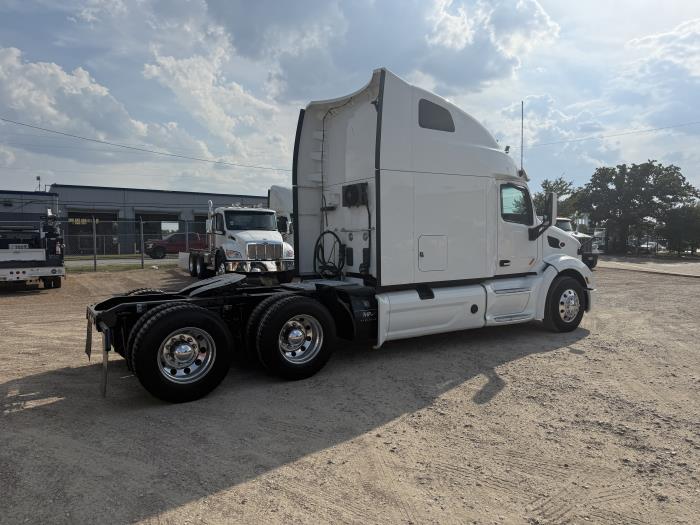 2022 Peterbilt 579-34
