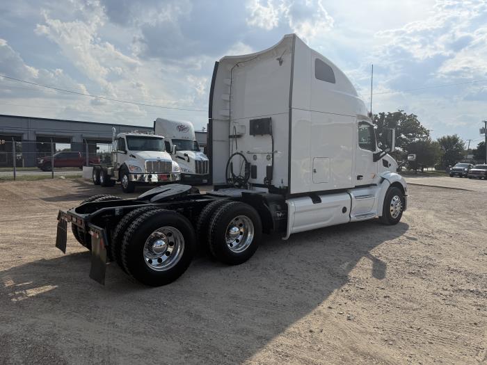 2022 Peterbilt 579-35