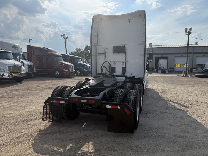 2022 Peterbilt 579-38