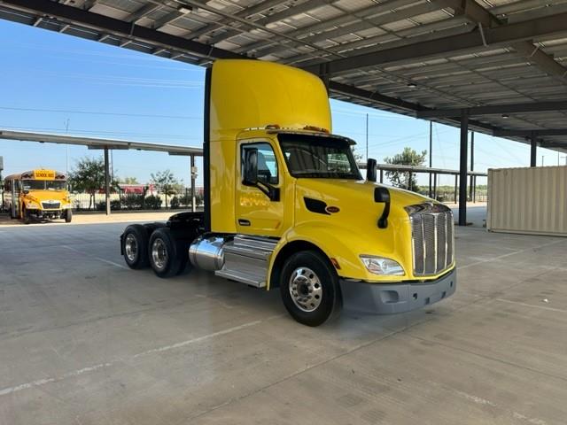 2021 Peterbilt 579-7