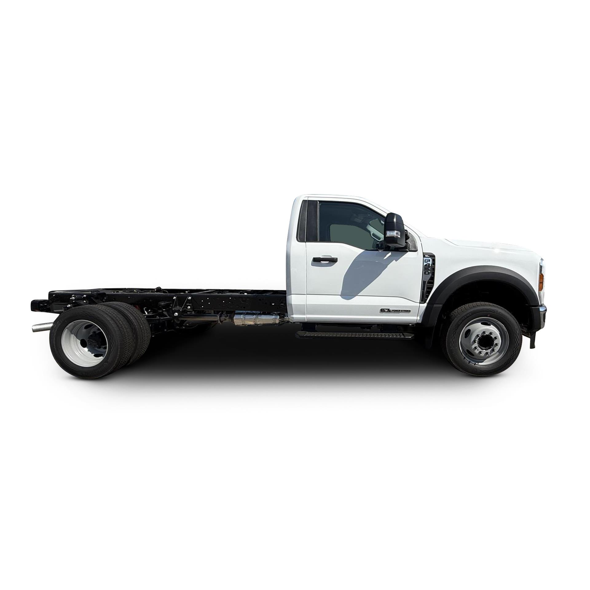 2026 Ford F-450 Regular Cab DRW 4x2 Cab Chassis for sale #1944668 - photo 3