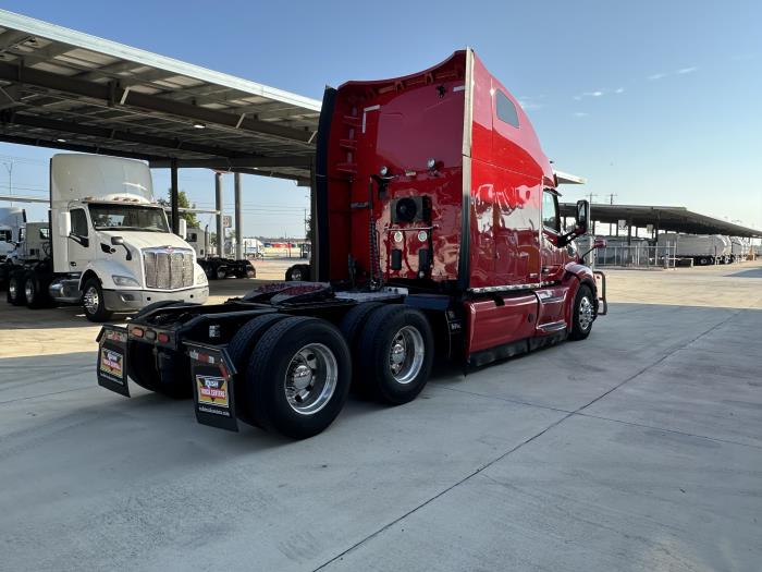 2021 Peterbilt 579-11