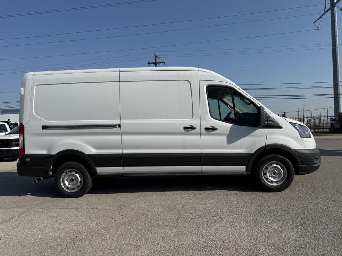 2024 Ford Transit-250-5