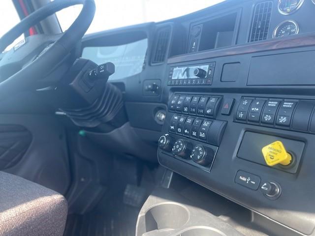 2026 International HX620-10