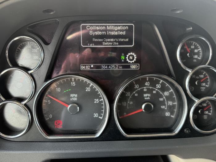 2021 Peterbilt 579-2