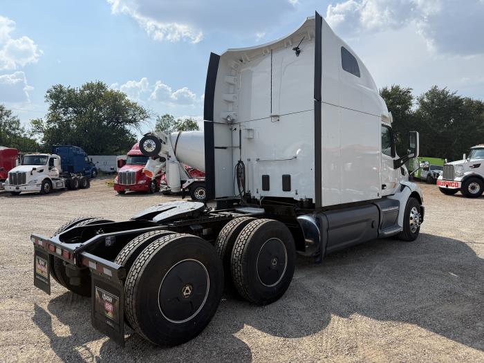 2021 Peterbilt 579-14