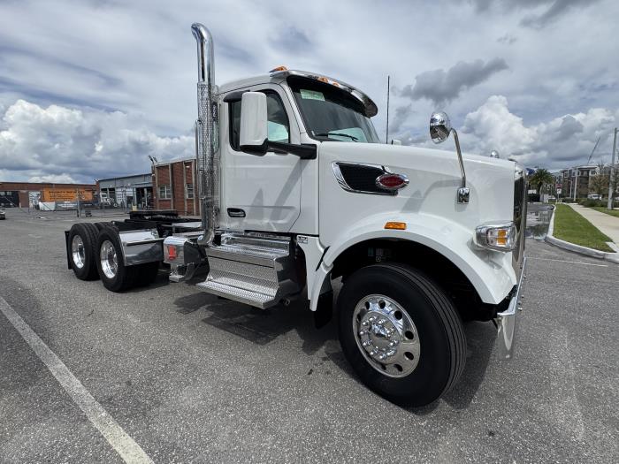 2026 Peterbilt 567-9