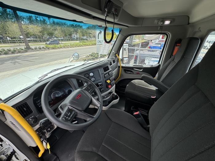 2026 Peterbilt 567-18