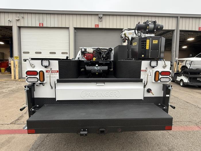 2026 Ford F-350 XL photo 4