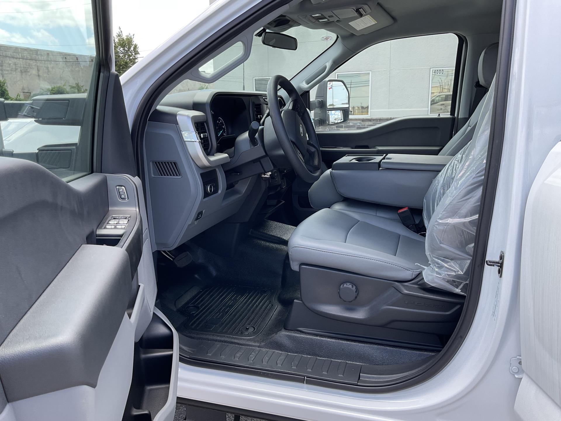 New 2026 Ford F-350 Crew Cab 4x4 9' Palfinger Mechanics Body with Crane for sale #1952164 - photo 15