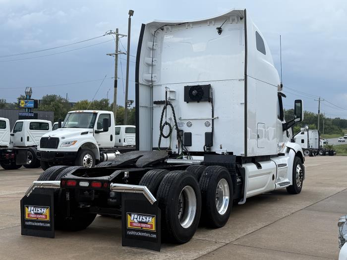 2022 Peterbilt 579-5