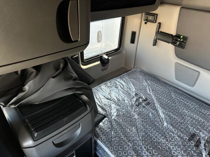 2026 International LT625-13