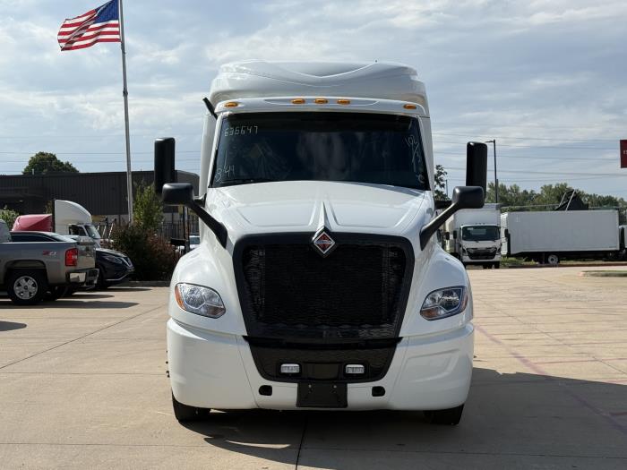 2026 International LT625-8