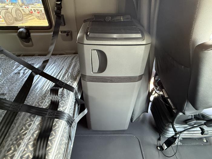 2026 International LT625-16