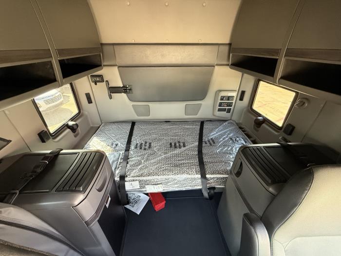 2026 International LT625-15