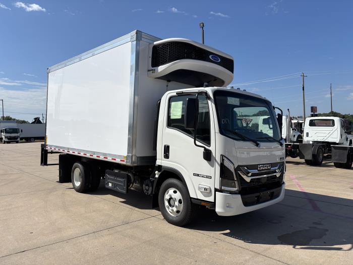 2025 Isuzu NPR-HD-8