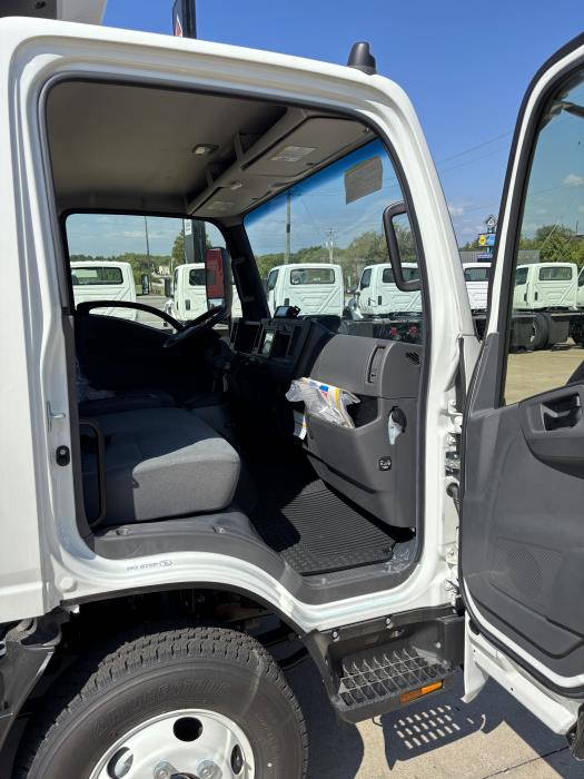 2025 Isuzu NPR-HD-14