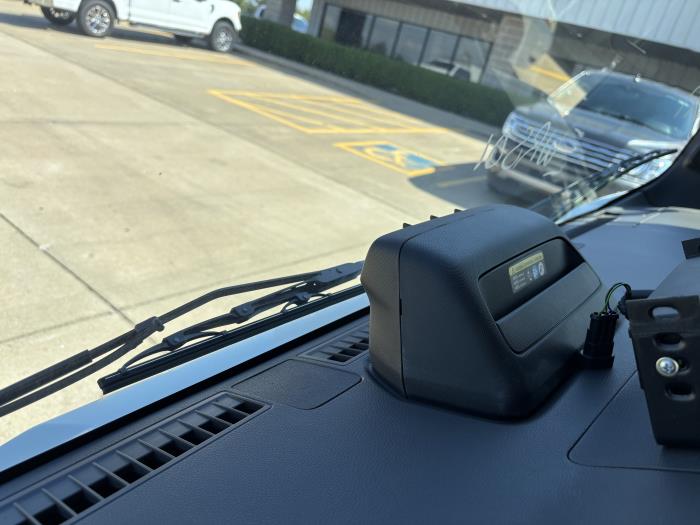 2025 Isuzu NPR-HD-19