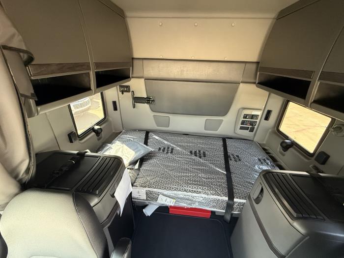 2026 International LT625-15