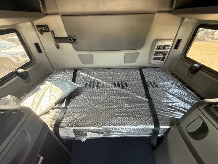 2026 International LT625-18