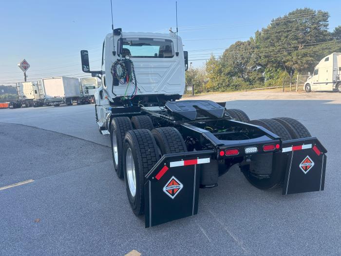 2026 International LT625 LT photo 4