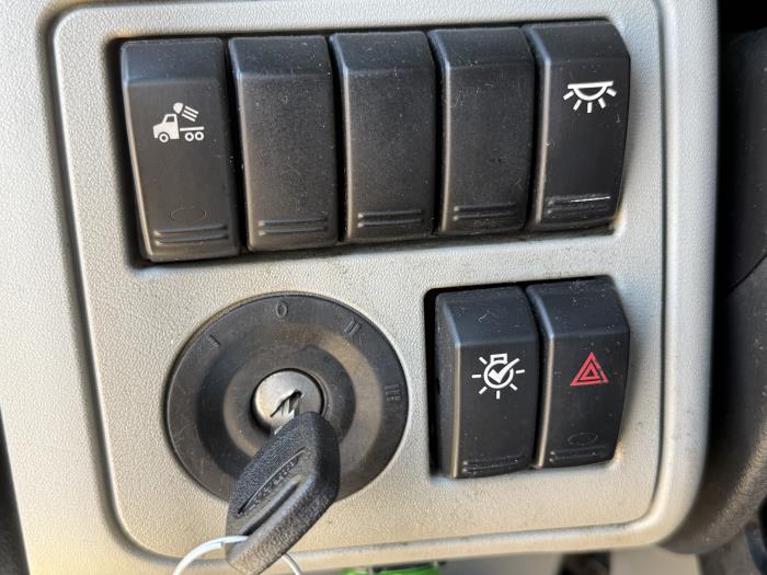 2021 Peterbilt 579-10