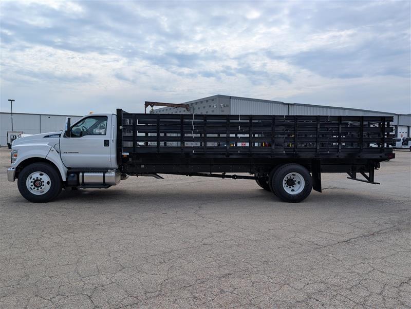 New 2026 Ford F-650 Regular Cab 24' 5" Knapheide Stake Bed for sale #1950690 - photo 4