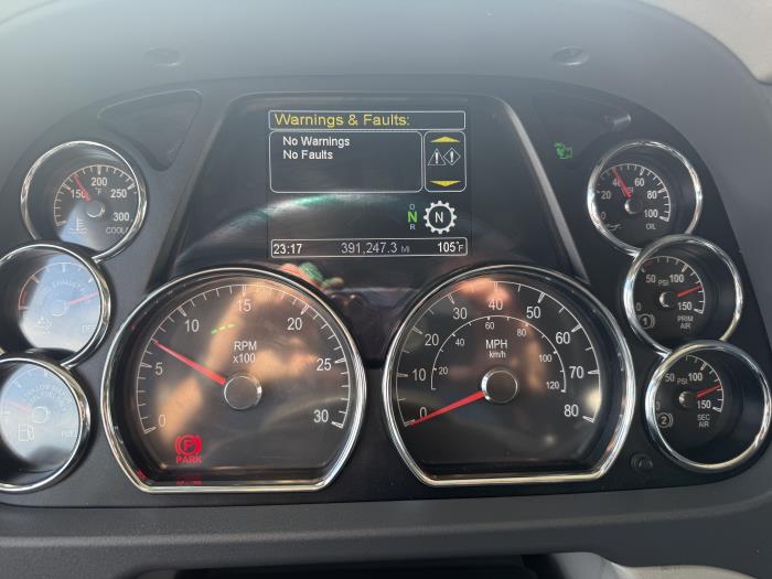 2021 Peterbilt 579-2